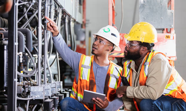 Best Local Electrician Companies  in Crittenden, KY